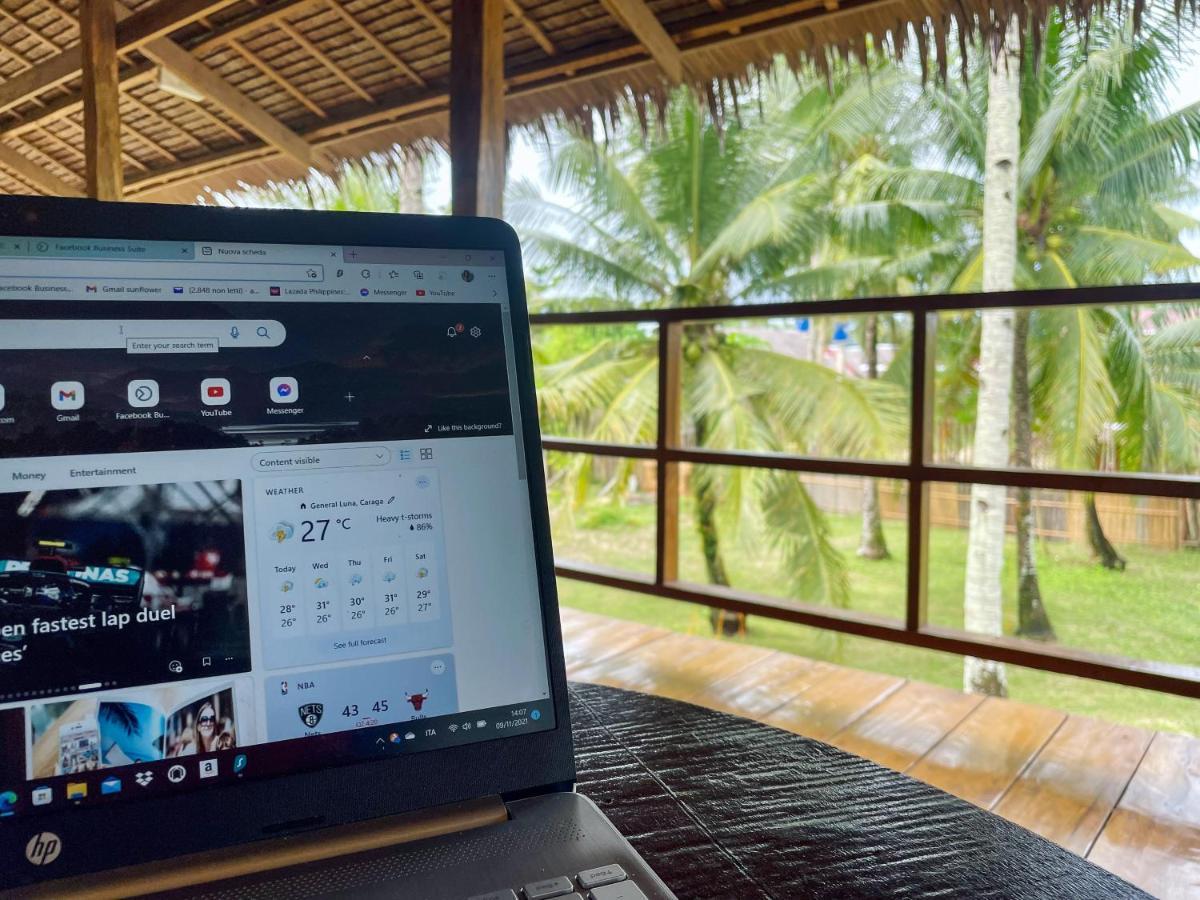 Siargao Sunflower Suites جنرال لونا المظهر الخارجي الصورة
