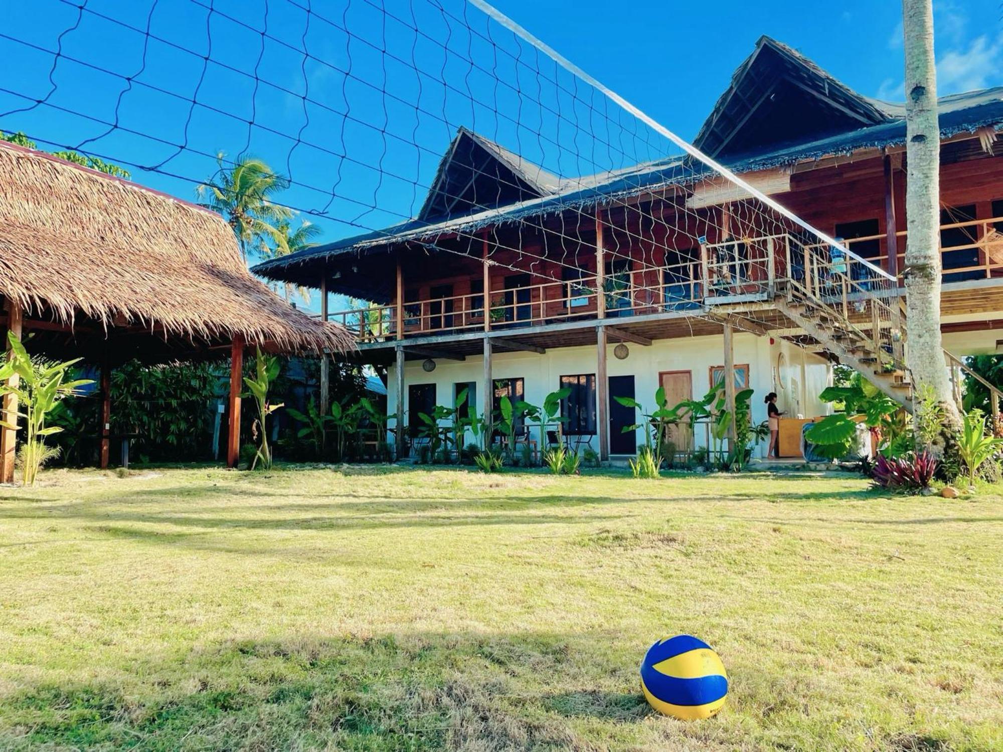 Siargao Sunflower Suites جنرال لونا المظهر الخارجي الصورة