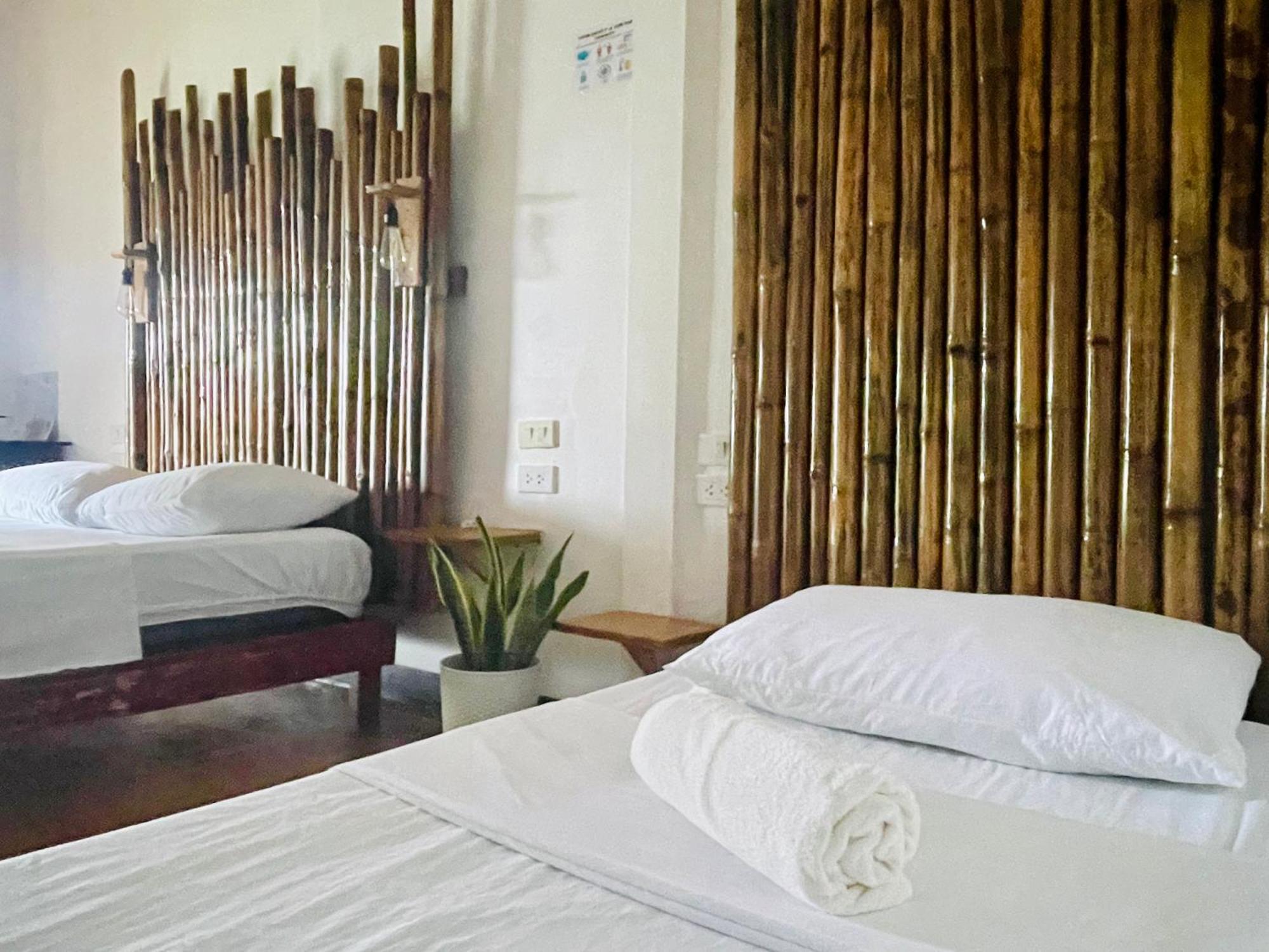 Siargao Sunflower Suites جنرال لونا المظهر الخارجي الصورة